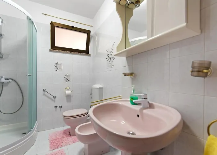 Bellavista Villa *