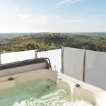 Bellavista Villa *